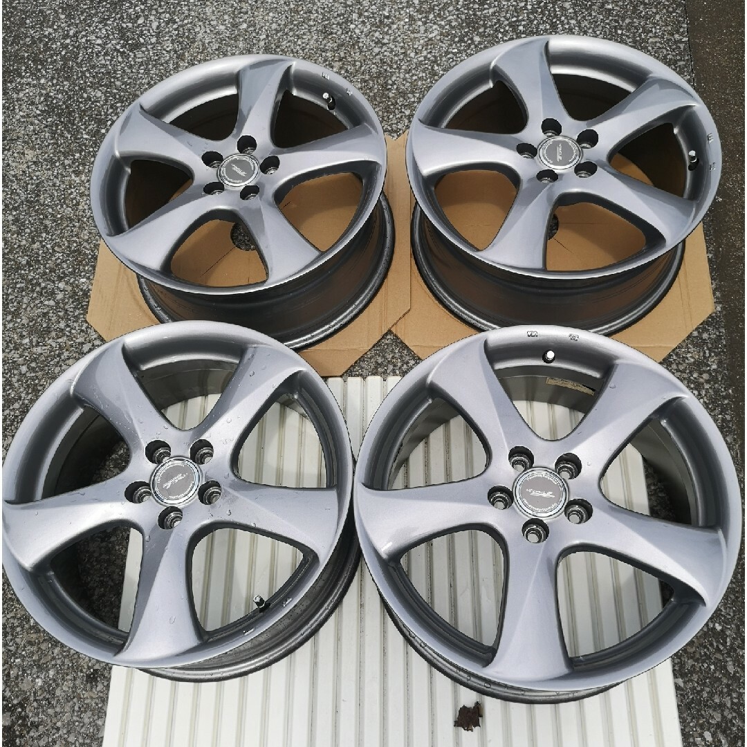 1　ブリヂストン　トップラン　17×7J　インセット+53　5穴×100