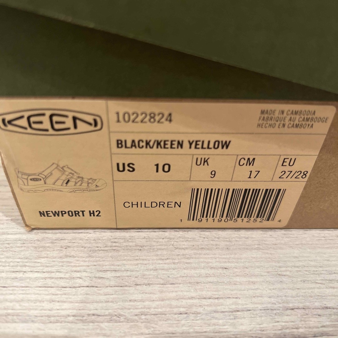 KEEN(キーン)のキーン　サンダル　17センチ　黒　リトルキッズニューポートエイチツーサンダル キッズ/ベビー/マタニティのキッズ靴/シューズ(15cm~)(サンダル)の商品写真