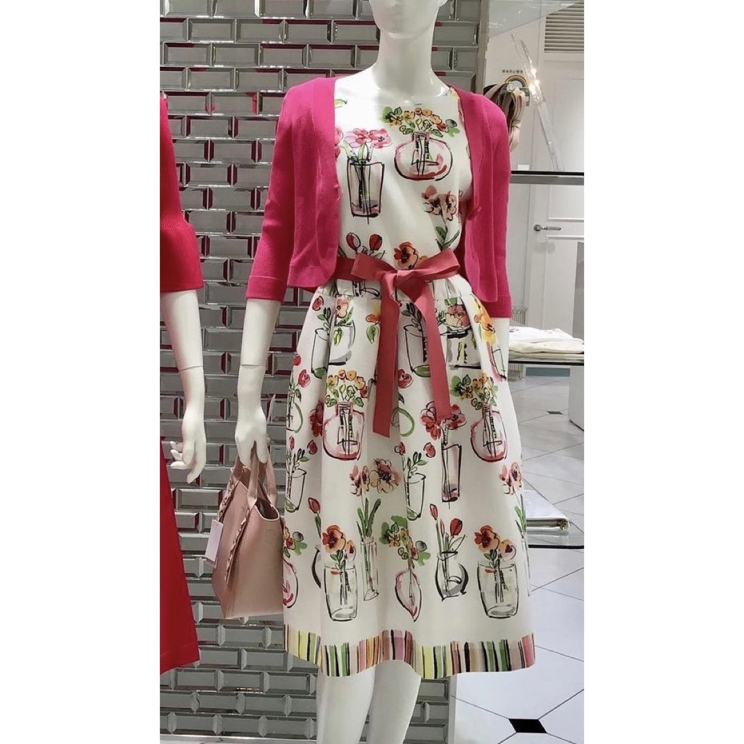今季💕カタログ💕エムズグレイシー💕新品💕完売💕花柄 花瓶柄ワンピース 36