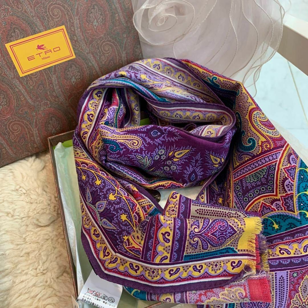 未使用品 エトロ ETRO ペイズリー柄 ショール スカーフ シルク、絹 未使用品 エトロ ETRO ペイズリー柄 ショール スカーフ シルク、絹