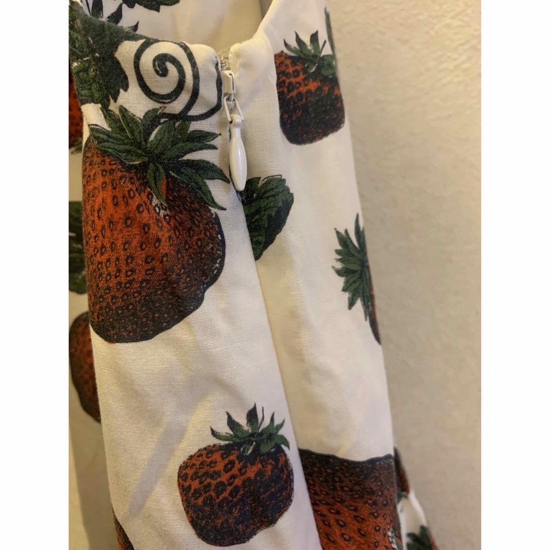 Q-pot. Dress ストロベリーフィールドスリーブレスドレス ひざ丈