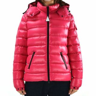 MONCLER(ダウンジャケット ・ ピンク/桃色系)のフリマアイテム一覧 MONCLER(ダウンジャケット ・ ピンク/桃色系)のフリマアイテム一覧