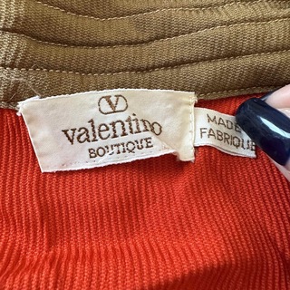 ヴァレンティノ(VALENTINO)のバレンティノ　トップス　(カットソー(半袖/袖なし))