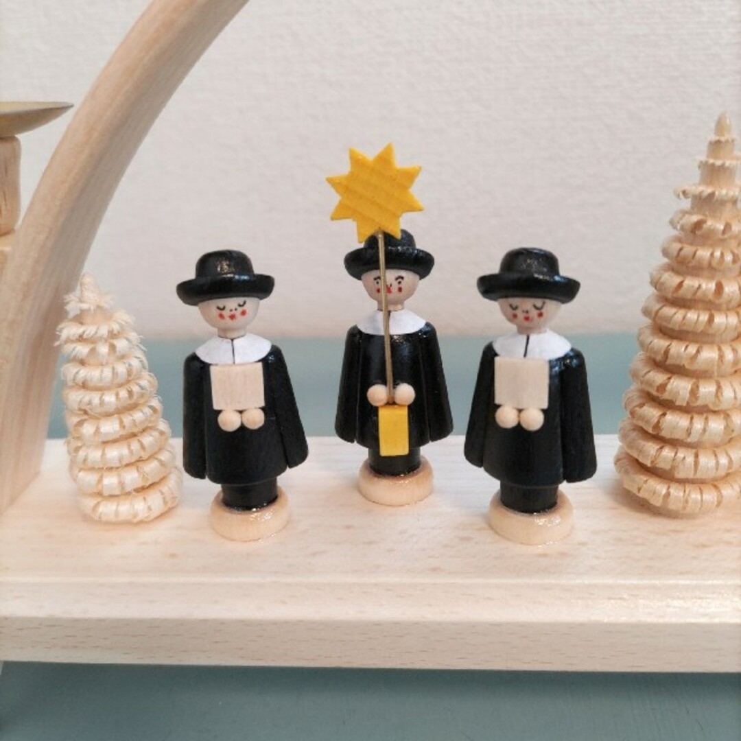 【最終価格】アンティーク　ドイツ　ザイフェン　木製　工芸　聖歌隊　クリスマス