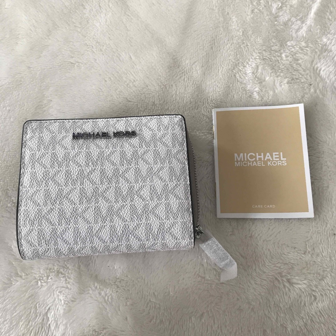 新品 MICHAEL KORS マイケルコース 折り財布 ホワイトレザー＊仕様開閉