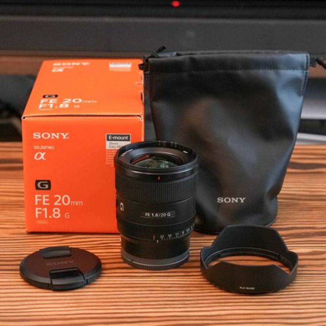 SEL20F18G SONY