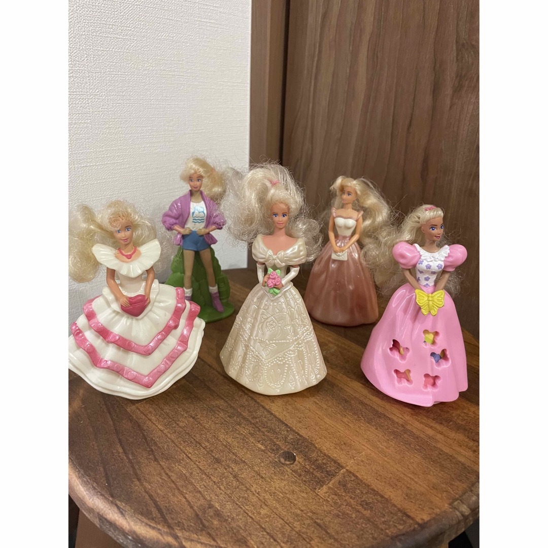 Barbie(バービー)のバービー人形5セット ハッピーセット エンタメ/ホビーのおもちゃ/ぬいぐるみ(キャラクターグッズ)の商品写真
