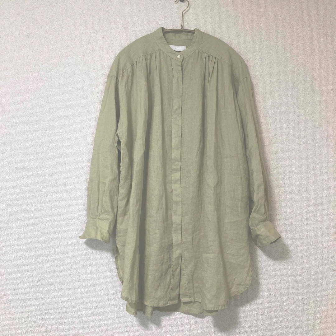 かぐれ(カグレ)のかぐれ　リネンギャザーチュニックシャツ レディースのトップス(シャツ/ブラウス(長袖/七分))の商品写真