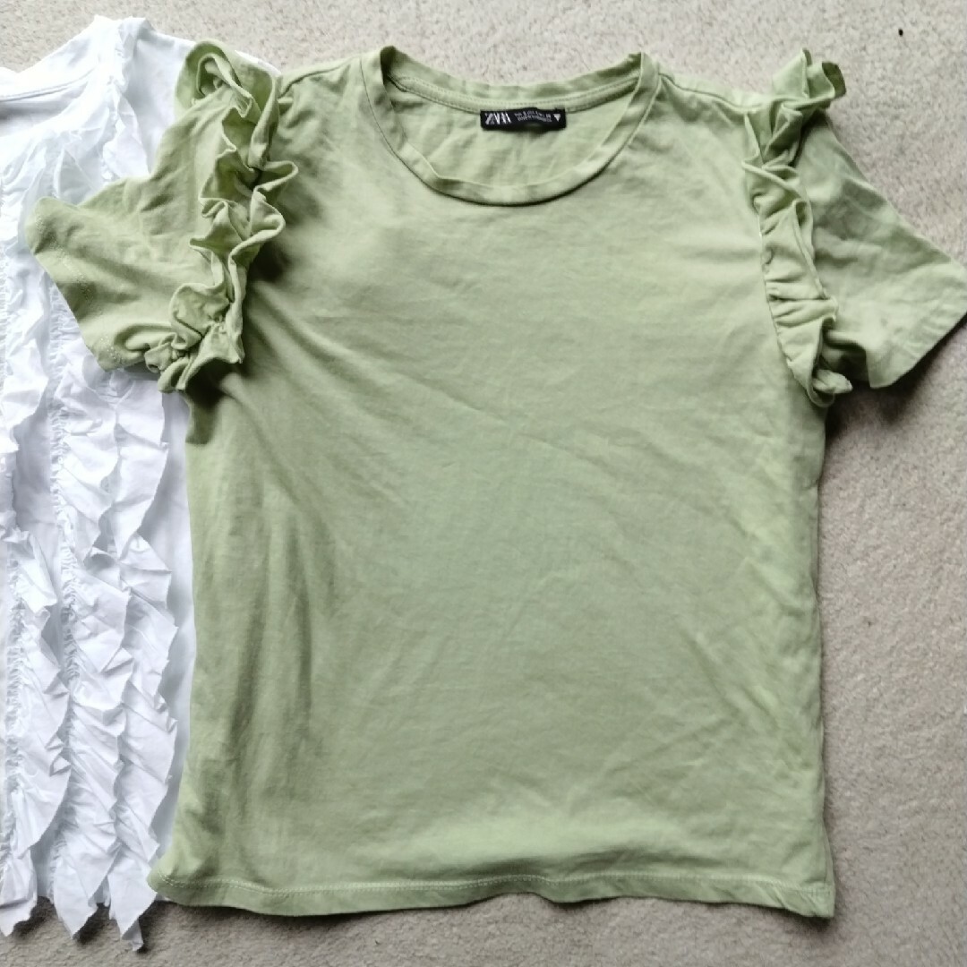 ZARA(ザラ)のZARAフリル２枚セット レディースのトップス(Tシャツ(半袖/袖なし))の商品写真