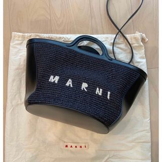 マルニ(Marni)のMARNI マルニ　TROPICALIA BAG トロピカリア　黒　ショルダー(かごバッグ/ストローバッグ)