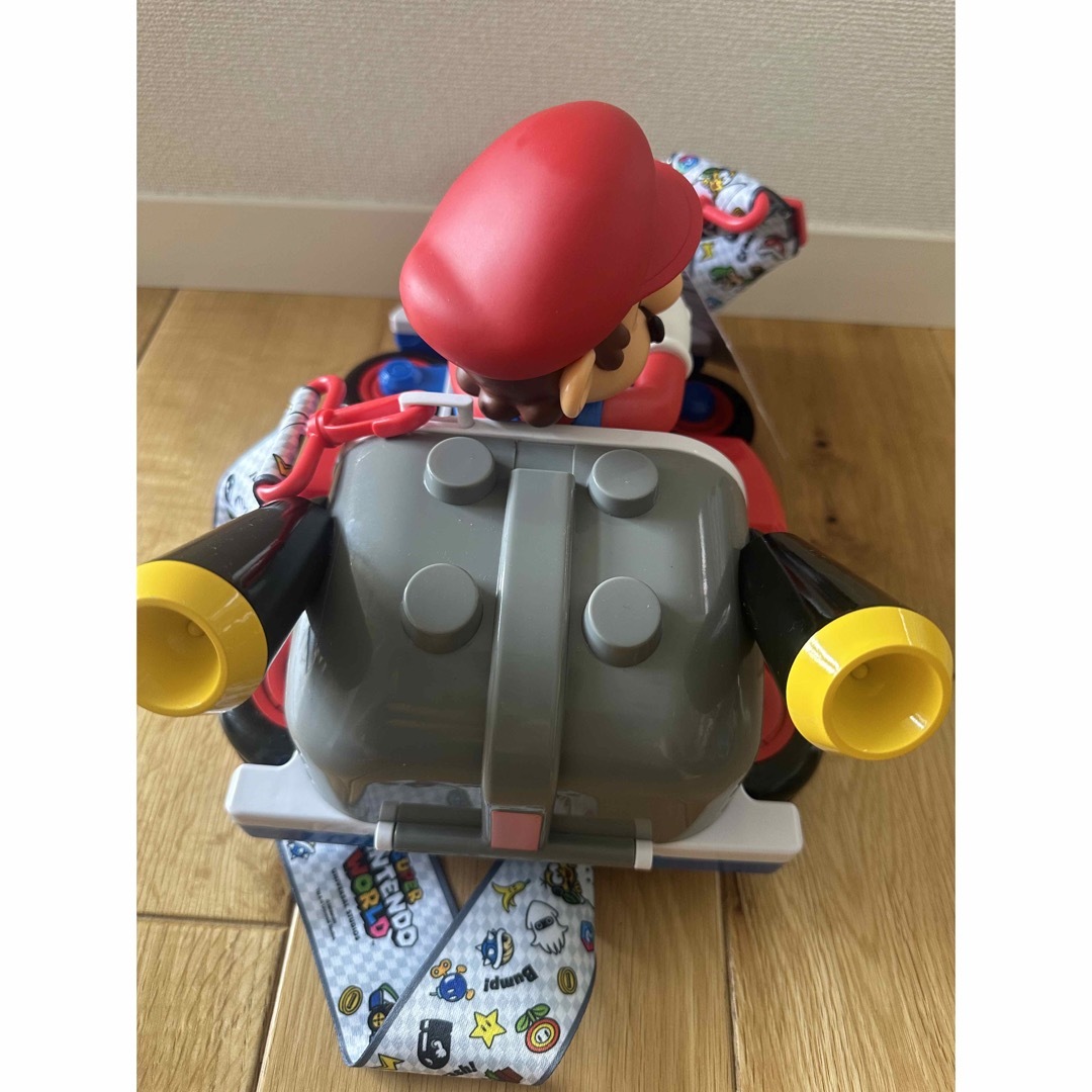 新品★マリオカート ポップコーン バケツ ユニバ USJ 腹筋ローラー エンタメ/ホビーのコレクション(その他)の商品写真