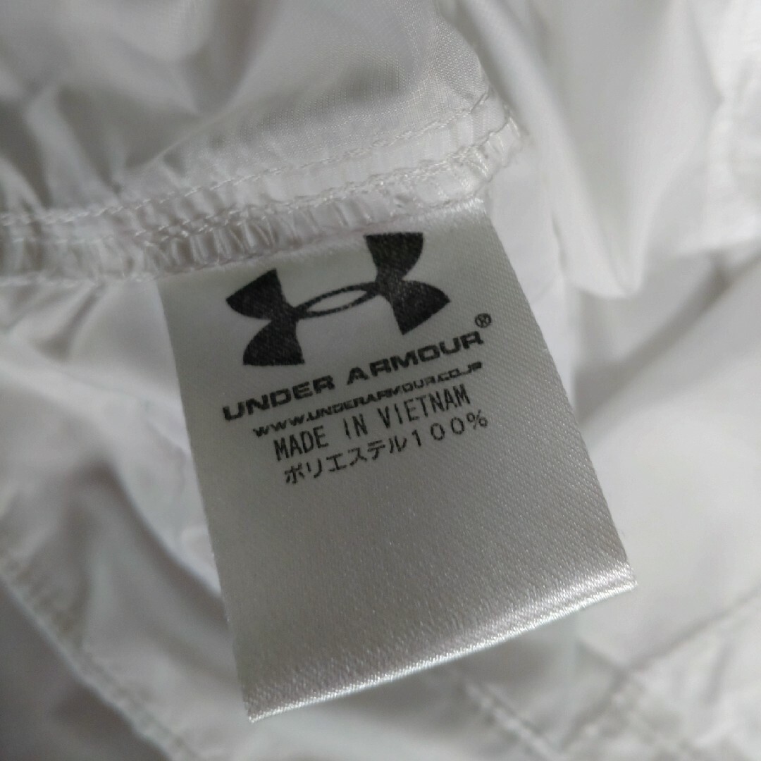 UNDER ARMOUR(アンダーアーマー)のアンダーアーマー　レディース レディースのジャケット/アウター(ナイロンジャケット)の商品写真