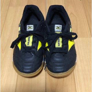 ミズノ(MIZUNO)のミズノ スニーカー黒22.5 野球サッカー運動会NIKE adidas(スニーカー)