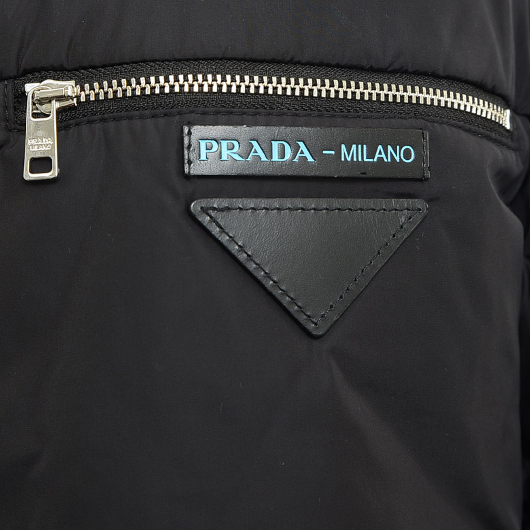 PRADA(プラダ)のプラダ フード付き ダウンジャケット ブラック レディース 38サイズ 29X4 レディースのジャケット/アウター(ダウンジャケット)の商品写真