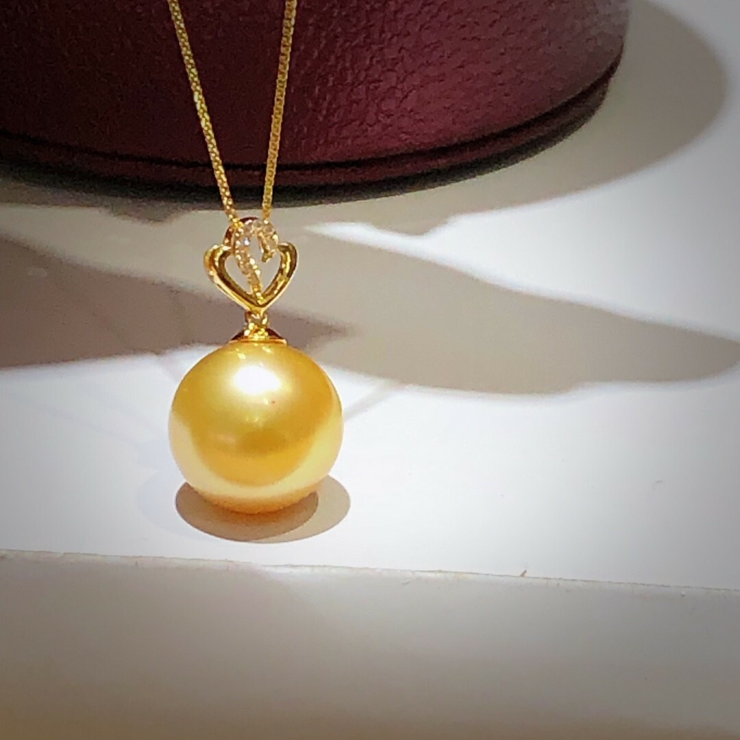 【高級】南洋真珠　ダイヤモンド付きペンダントk18サファイア