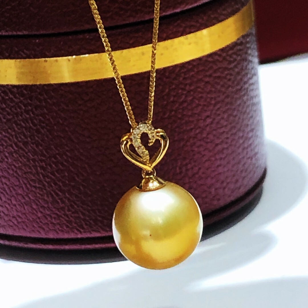 【高級】南洋真珠　ダイヤモンド付きペンダントk18サファイア