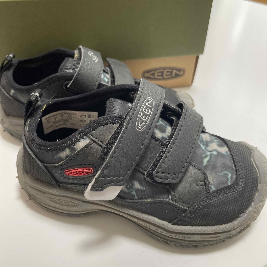 KEEN(キーン)のKEENベビースニーカー キッズ/ベビー/マタニティのベビー靴/シューズ(~14cm)(スニーカー)の商品写真