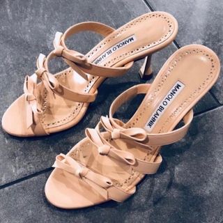 マノロブラニク(MANOLO BLAHNIK)のマノロブラニク　サンダル　ミュール　MANOLOBLAHNIK ドゥロワー (ミュール)