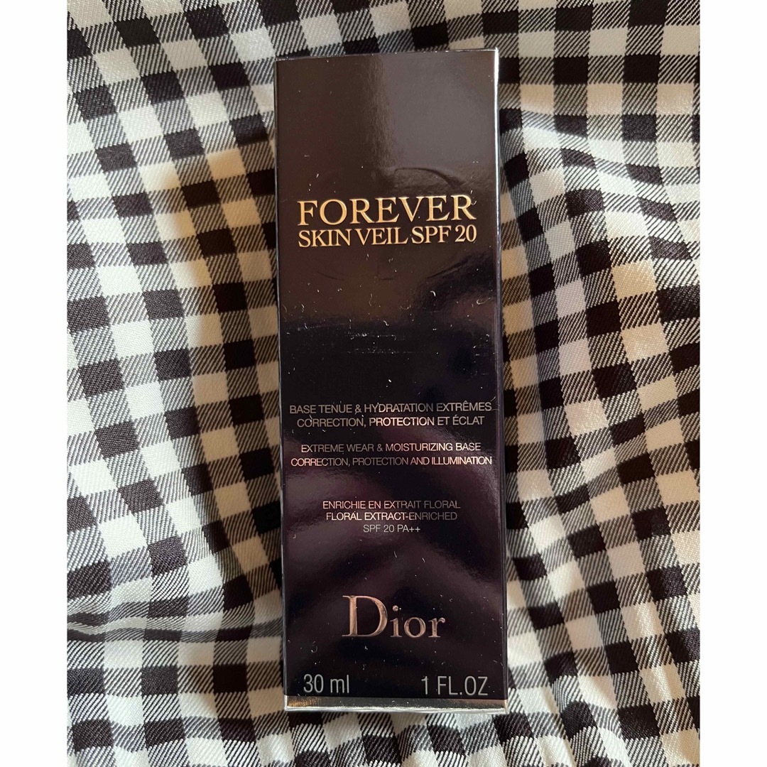 Christian Dior(クリスチャンディオール)のディオールスキンフォーエバースキンヴェール コスメ/美容のベースメイク/化粧品(化粧下地)の商品写真