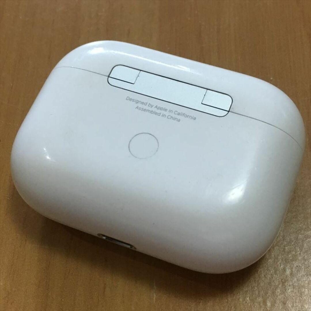 Apple - 傷有特価品-1 Apple純正 AirPods Pro用 充電ケース A2190の ...