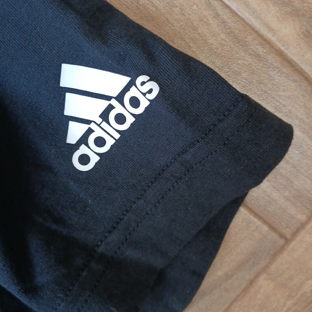 adidas(アディダス)のadidas アディダス  T シャツ メンズのトップス(Tシャツ/カットソー(半袖/袖なし))の商品写真