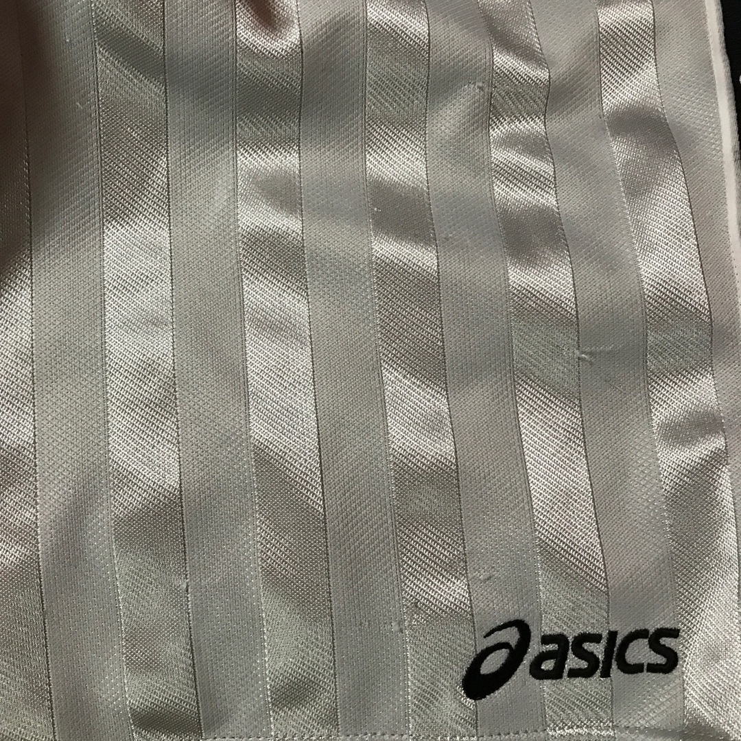 asics(アシックス)のアシックスasics ハーフパンツ スポーツ/アウトドアのランニング(ウェア)の商品写真