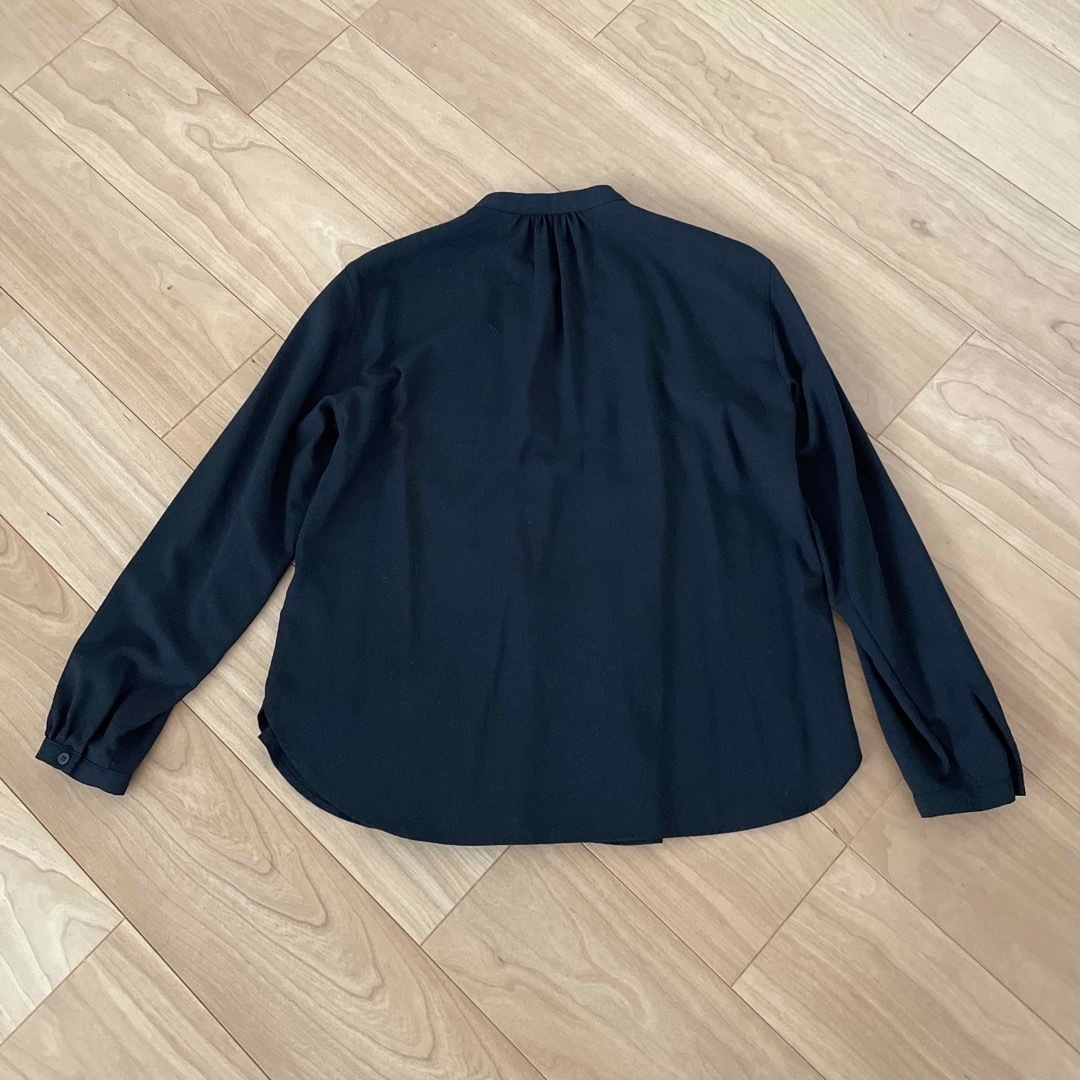 UNIQLO(ユニクロ)のユニクロ　レーヨンピンタックブラウス レディースのトップス(シャツ/ブラウス(長袖/七分))の商品写真