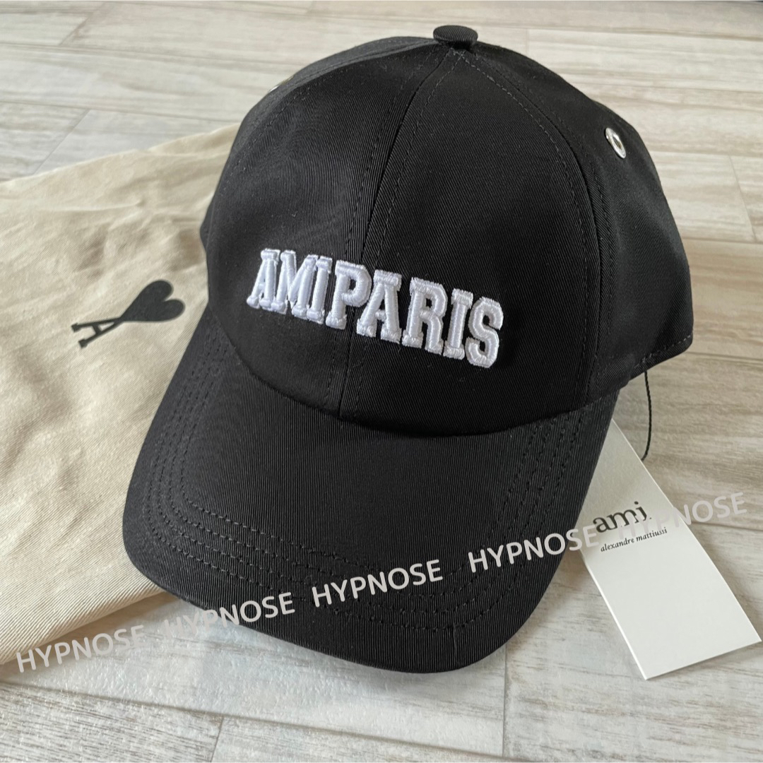 ami(アミ)の新作　アミパリス　ロゴ　キャップ メンズの帽子(キャップ)の商品写真