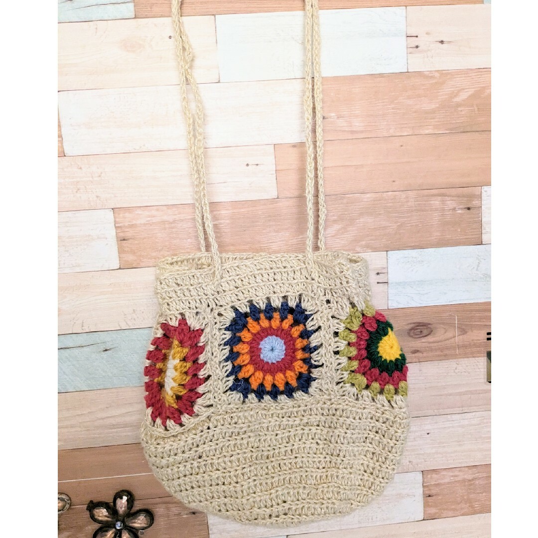 トートバッグ 麻ひも かぎ針編み 手編み ハンドメイド ワイヤーバッグ　かごバッ レディースのバッグ(トートバッグ)の商品写真