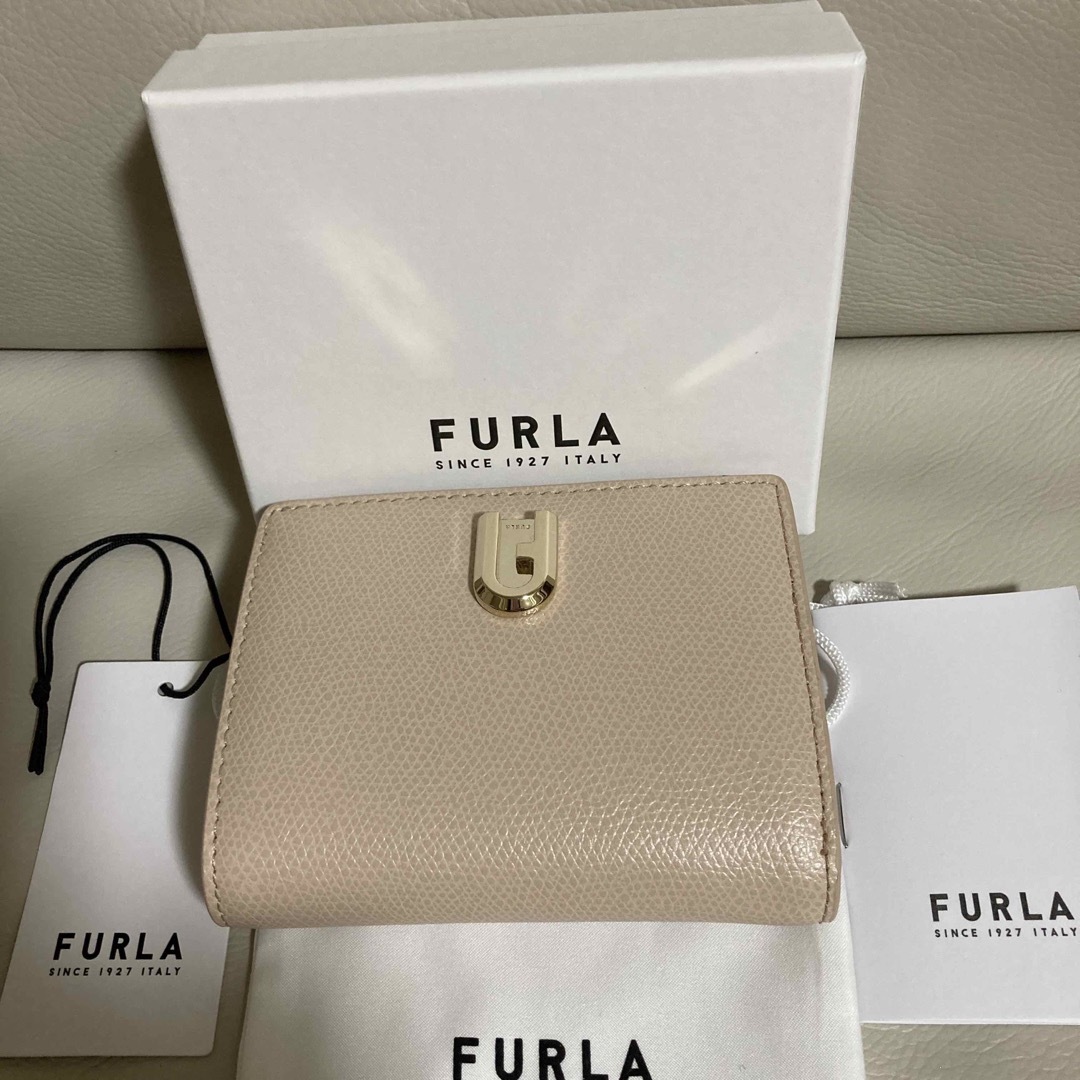 FURLA フルラ 財布 二つ折り バイフォールドウォレット ベージュ