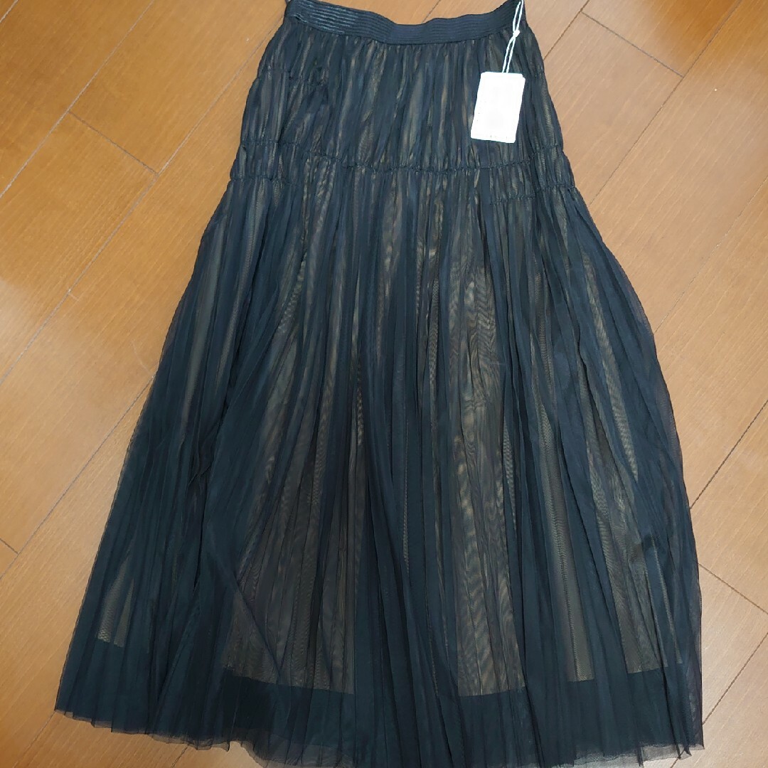 LANVIN en Bleu(ランバンオンブルー)の【新品未使用タグ付き】チュールロングスカート　ランバンオンブルー レディースのスカート(ロングスカート)の商品写真