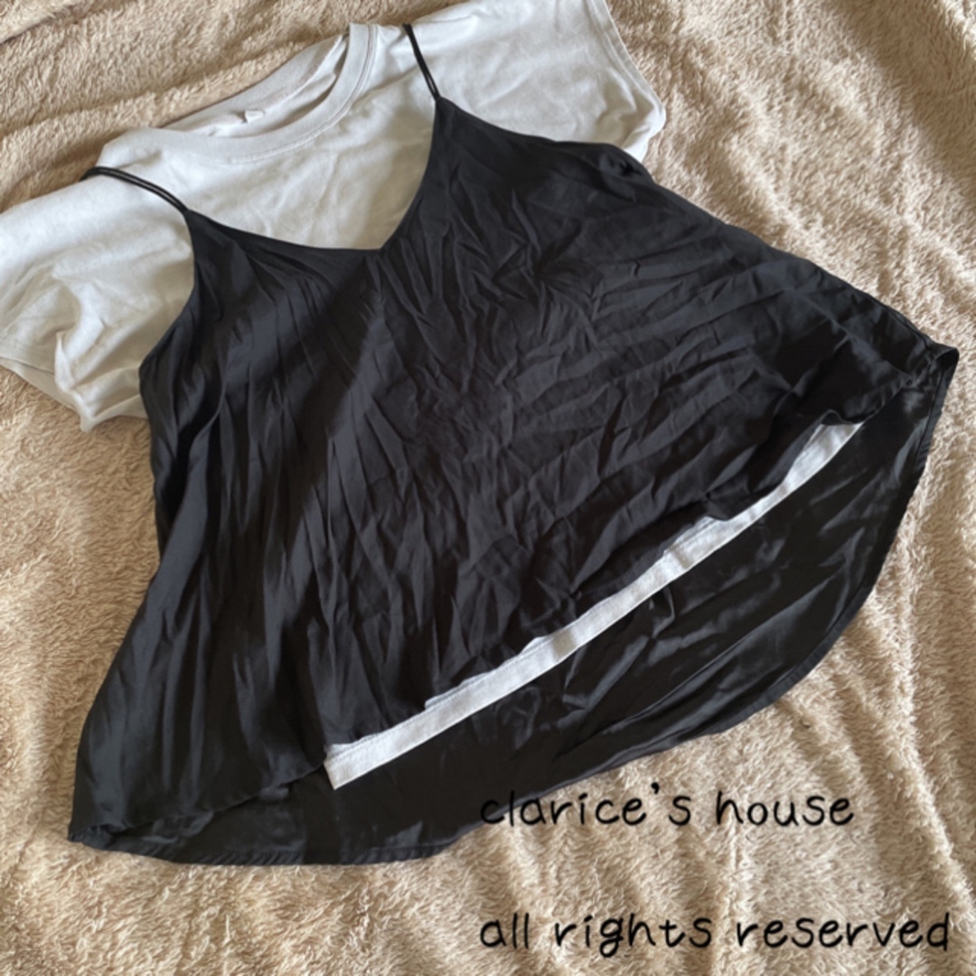 RETRO GIRL(レトロガール)の良品　レトロガール RETRO GIRL キャミ　重ね着　黒　ブラック　光沢 レディースのトップス(Tシャツ(半袖/袖なし))の商品写真