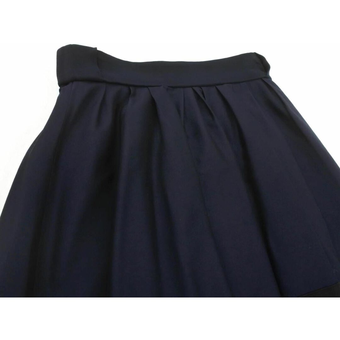 TOMORROWLAND(トゥモローランド)のBALLSEY ボールジー トゥモローランド フレア スカート size38/紺ｘ黒 ■■ レディース レディースのスカート(ひざ丈スカート)の商品写真