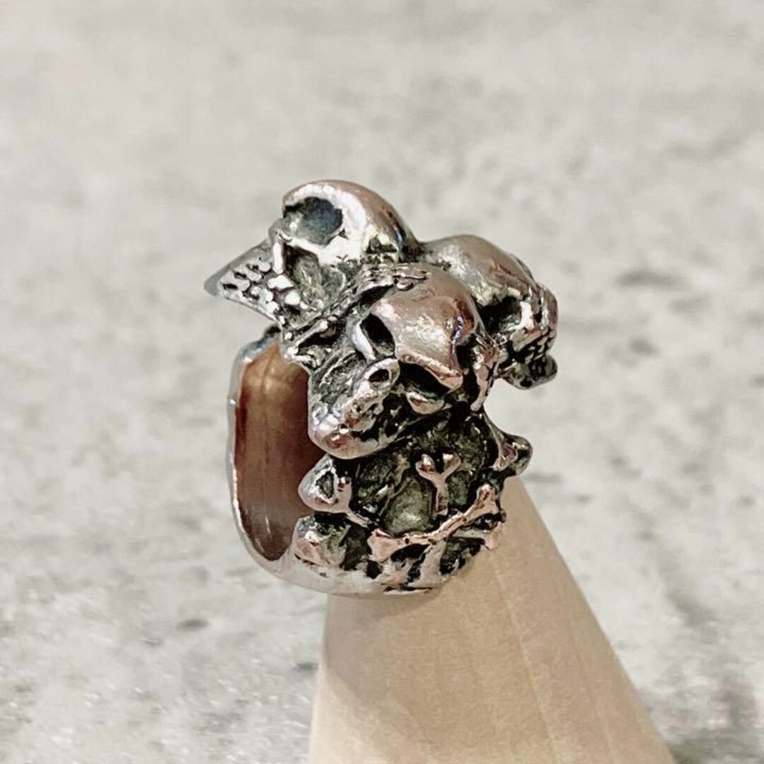 スリーワイズスカル リング 三猿　指輪　ガイコツ メンズのアクセサリー(リング(指輪))の商品写真