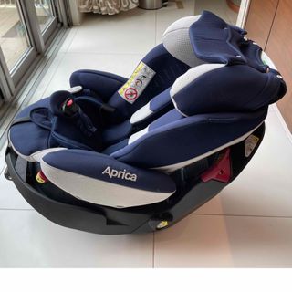 アップリカ(Aprica)の【値下げ】Aprica（アップリカ）フラディア　グロウ　DX チャイルドシート(自動車用チャイルドシート本体)