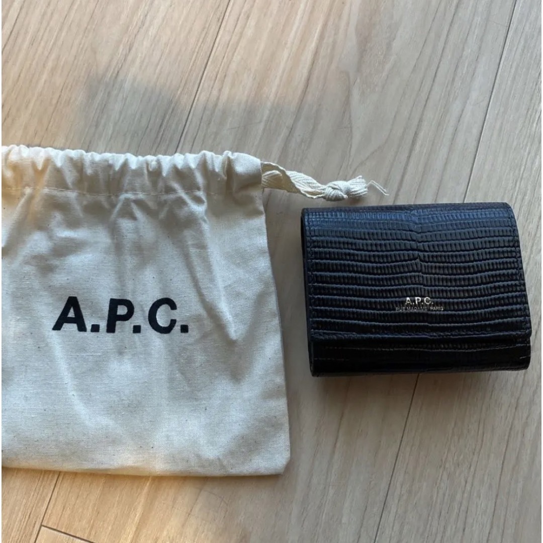 A.P.C - 限定お値下げAPC財布ウォレット三つ折り美品の通販 by BSIN ...