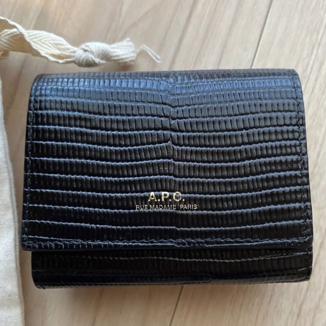 A.P.C - 限定お値下げAPC財布ウォレット三つ折り美品の通販 by BSIN ...