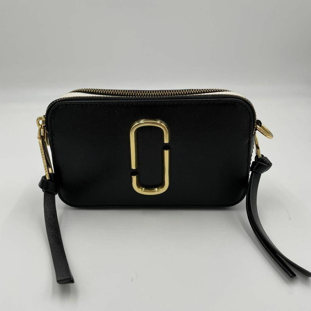 MARC JACOBS - 極美品✨マークジェイコブス スナップショット ... 極美品✨マークジェイコブス スナップショット ショルダーバッグ レザー ロゴ