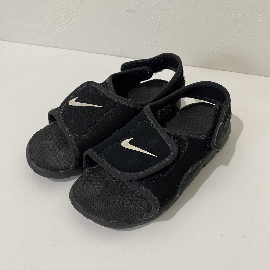 NIKE(ナイキ)のNIKE サンダル 子供 キッズ 18.0cm 18cm キッズ/ベビー/マタニティのキッズ靴/シューズ(15cm~)(サンダル)の商品写真