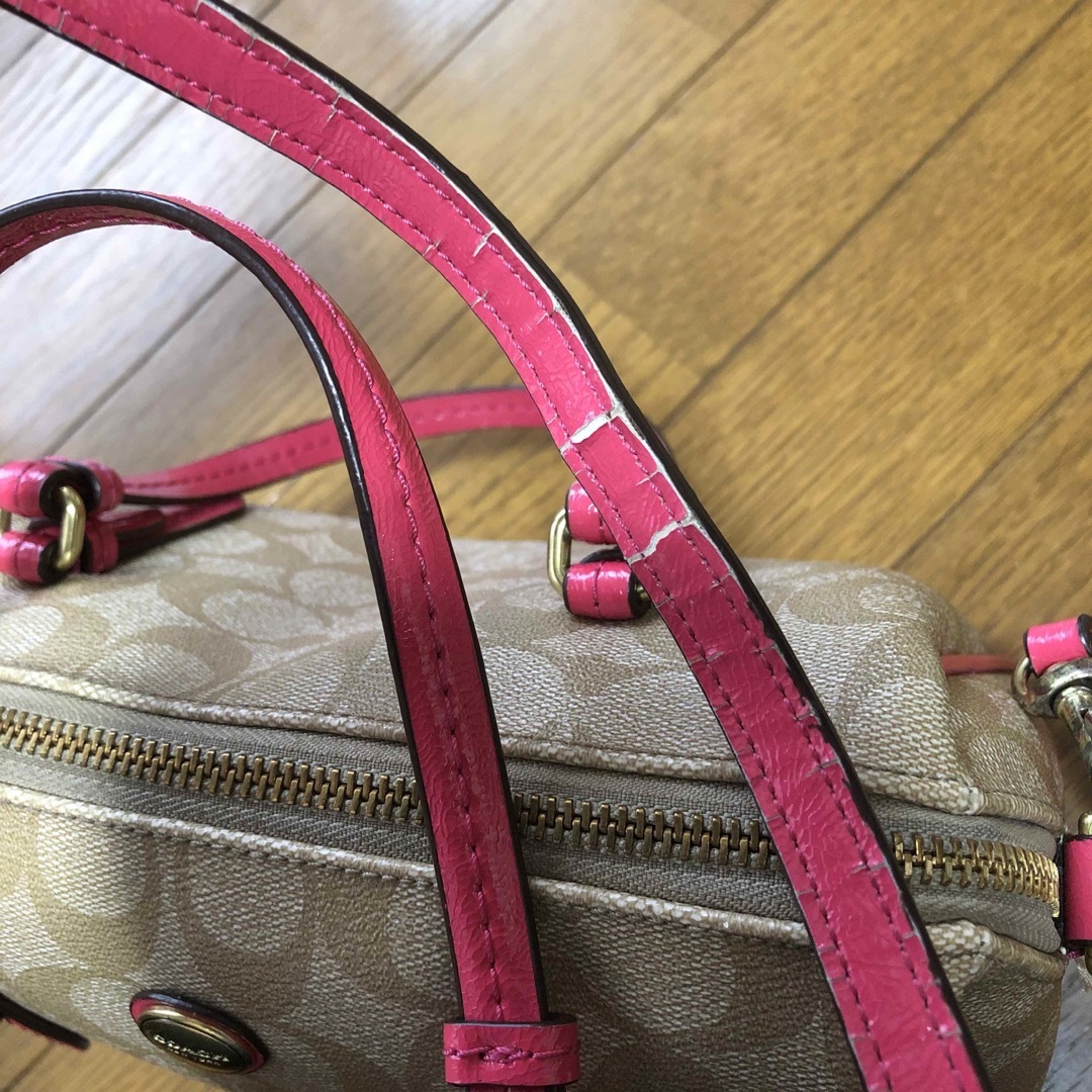 COACH(コーチ)のCOACH コーチ　ショルダーバッグ レディースのバッグ(ショルダーバッグ)の商品写真