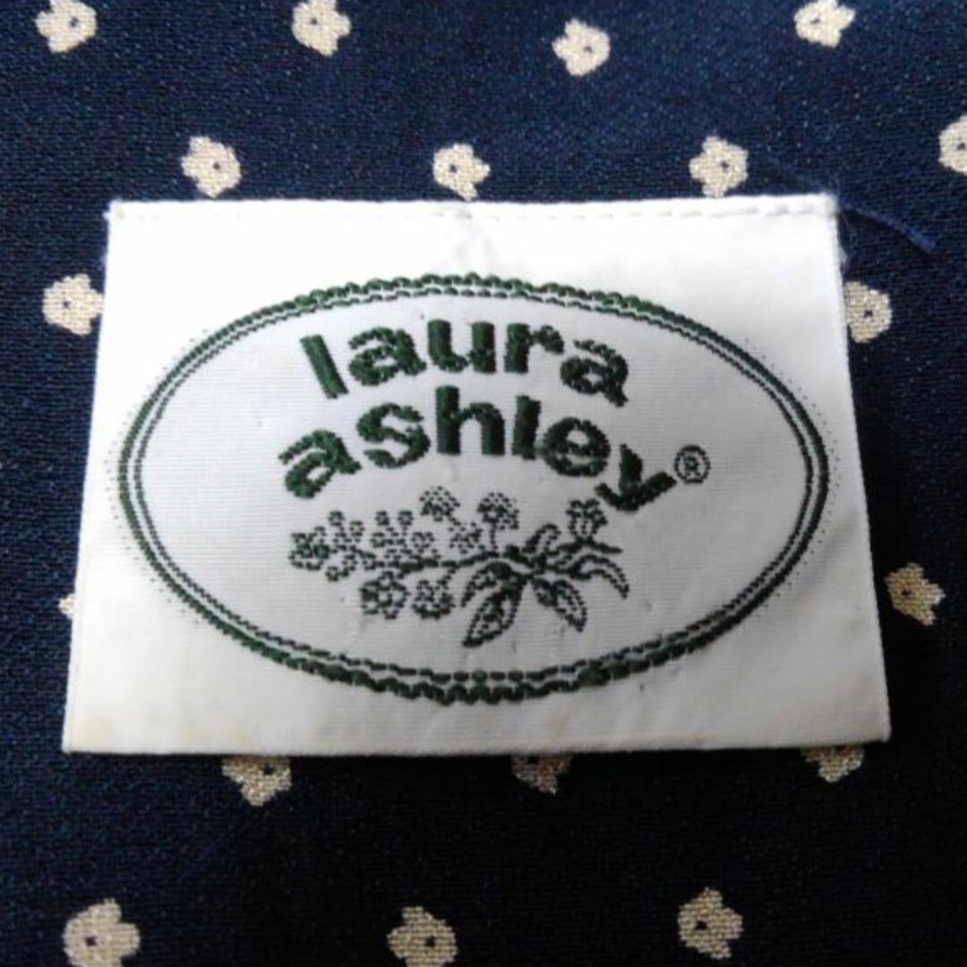 LAURA ASHLEY(ローラアシュレイ)のローラアシュレイLaulaA shuley☆ワンピース レディースのワンピース(ひざ丈ワンピース)の商品写真