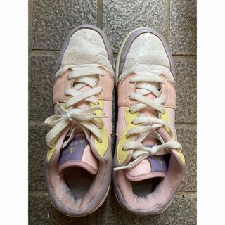 ジョーダン(Jordan Brand（NIKE）)のNIKE GIRLS JORDAN 1 LOW GS [DEAR MAMA](スニーカー)