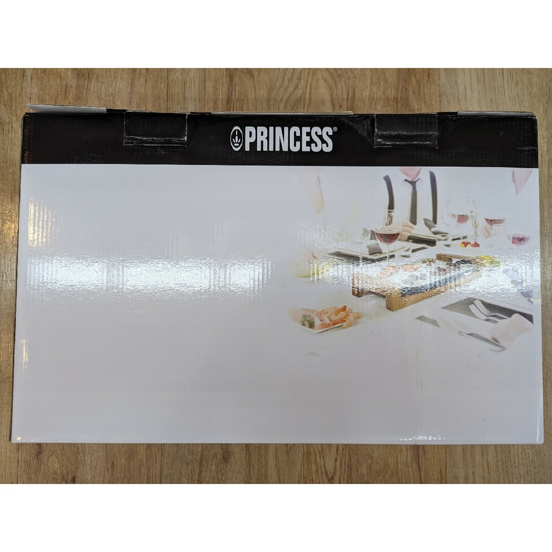 PRINCESS(プリンセス)の【新品未使用】PRINCESS プリンセス　テーブル　グリル ミニ ピュア スマホ/家電/カメラの調理家電(ホットプレート)の商品写真