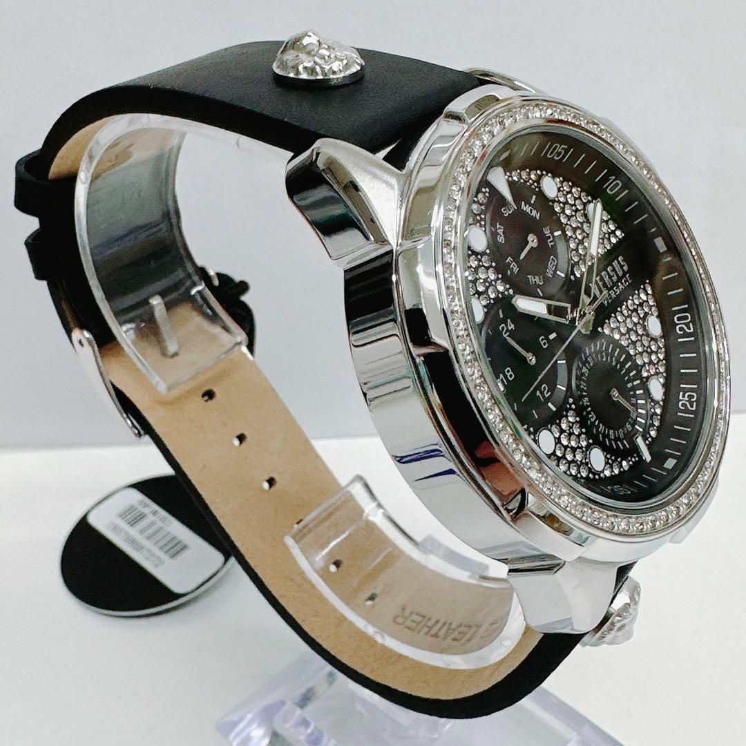 Gianni Versace(ジャンニヴェルサーチ)の【新品】Versaceヴェルサス ヴェルサーチ メンズ腕時計 シルバー ブラック メンズの時計(腕時計(アナログ))の商品写真