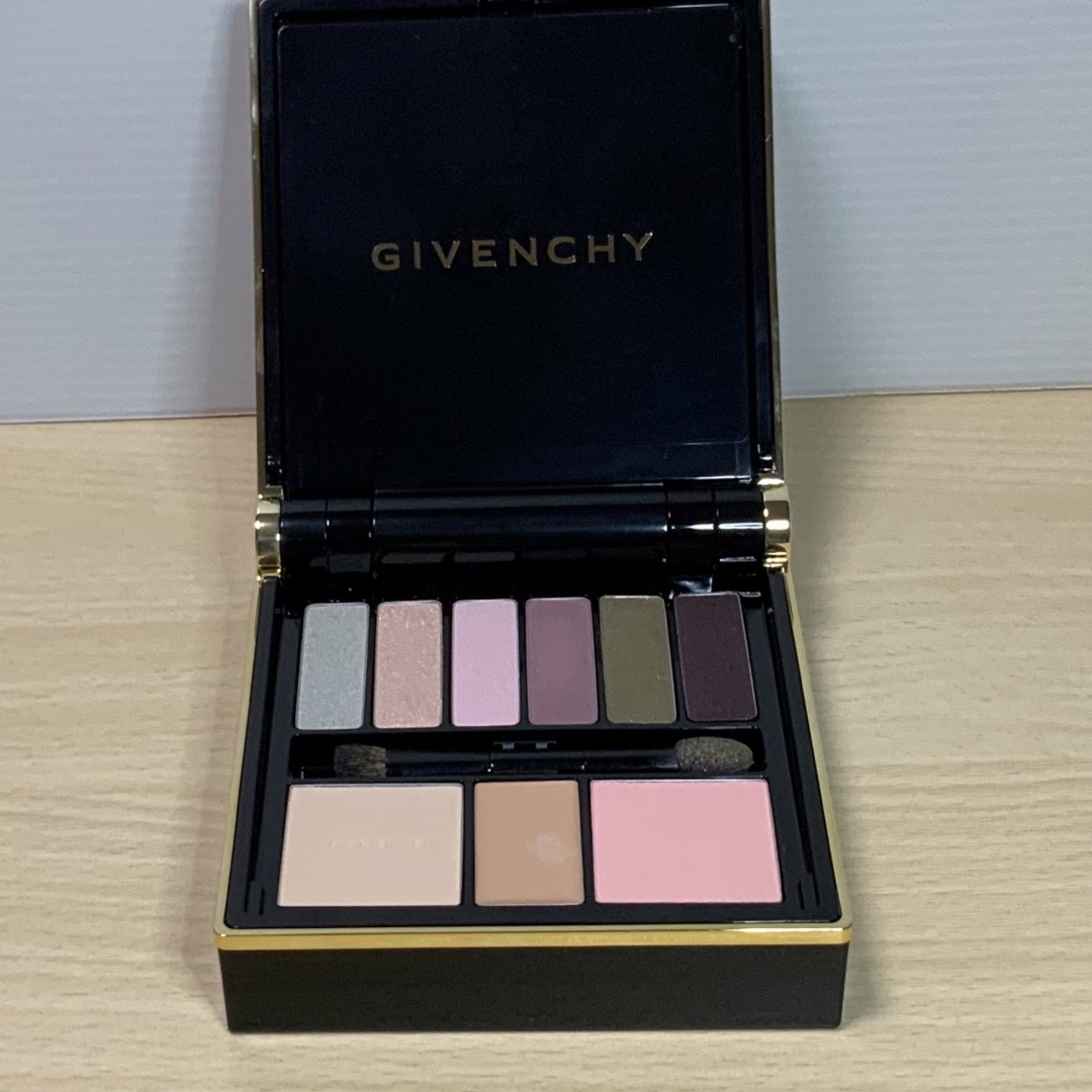 GIVENCHY(ジバンシィ)のGIVENCHY メイクパレット コスメ/美容のキット/セット(コフレ/メイクアップセット)の商品写真