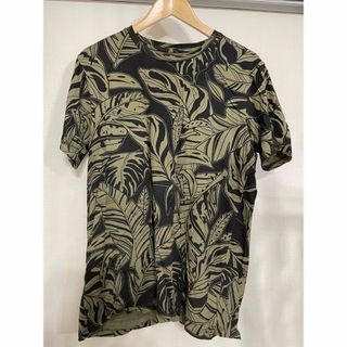 ベルシュカ(Bershka)のBershka 総柄Tシャツ(Tシャツ/カットソー(半袖/袖なし))