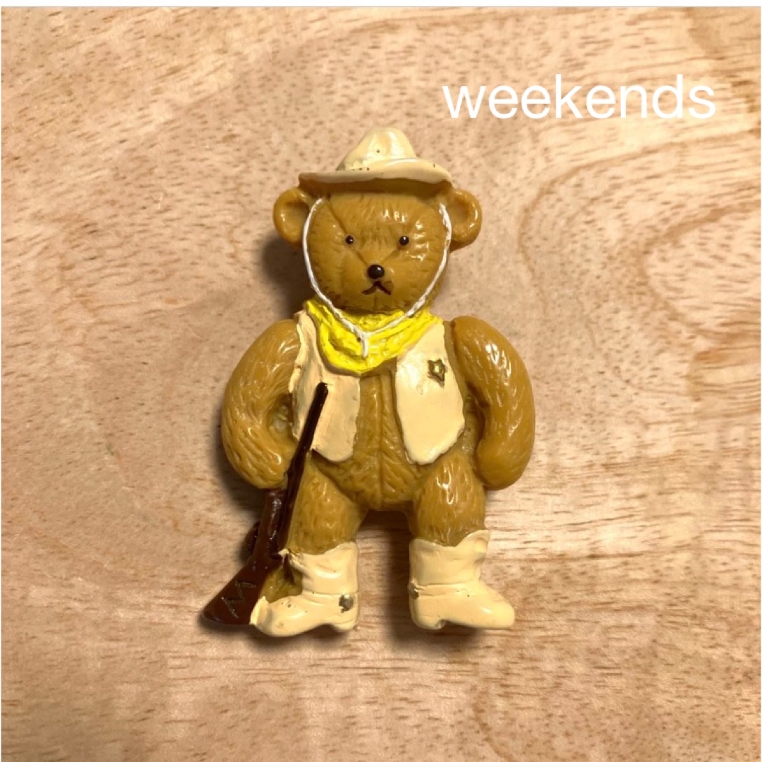 WEEKENDS ブローチ - ブローチ WEEKENDS ブローチ - ブローチ