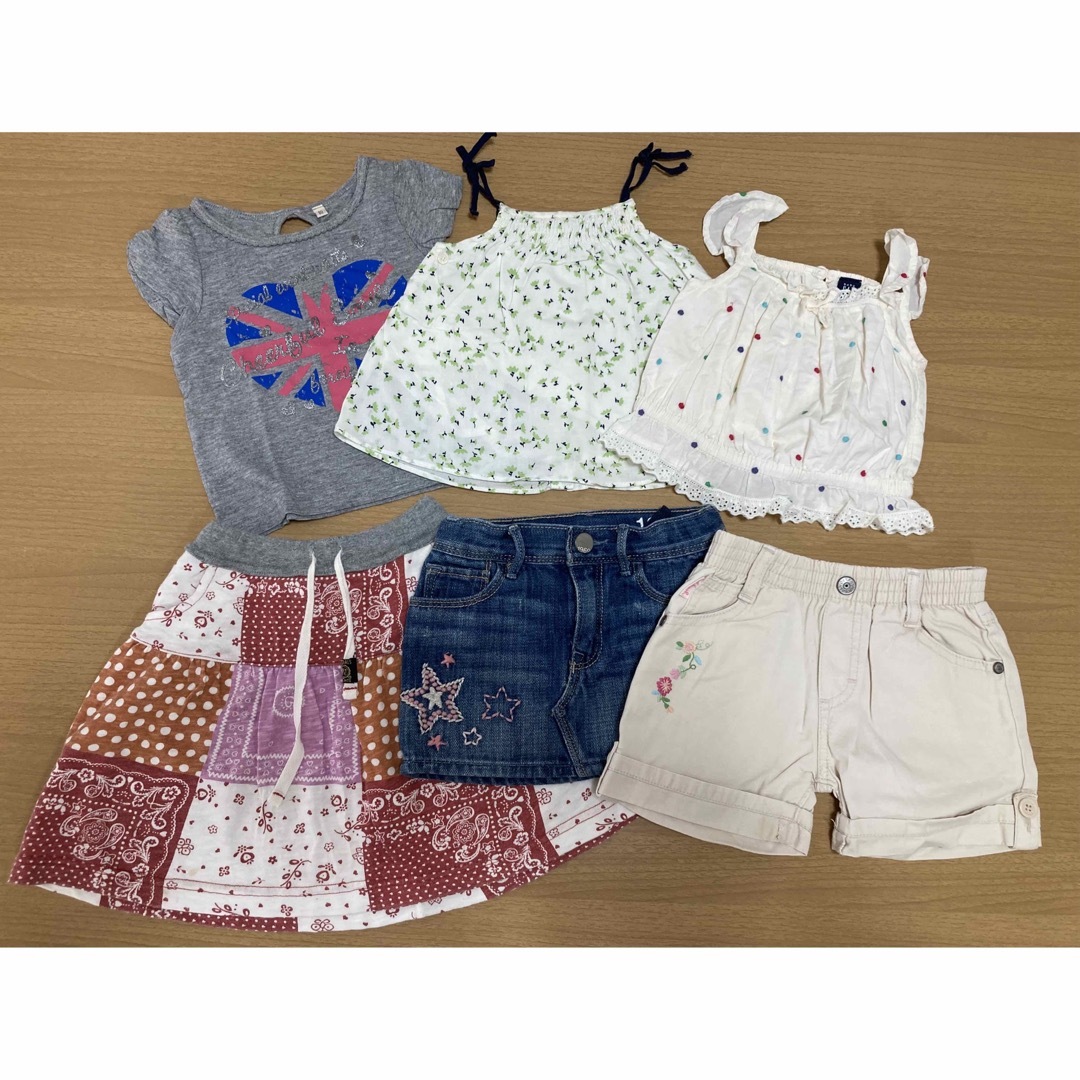 GAP(ギャップ)のGAP baby 女の子 80 90 セット キッズ/ベビー/マタニティのキッズ服女の子用(90cm~)(Tシャツ/カットソー)の商品写真