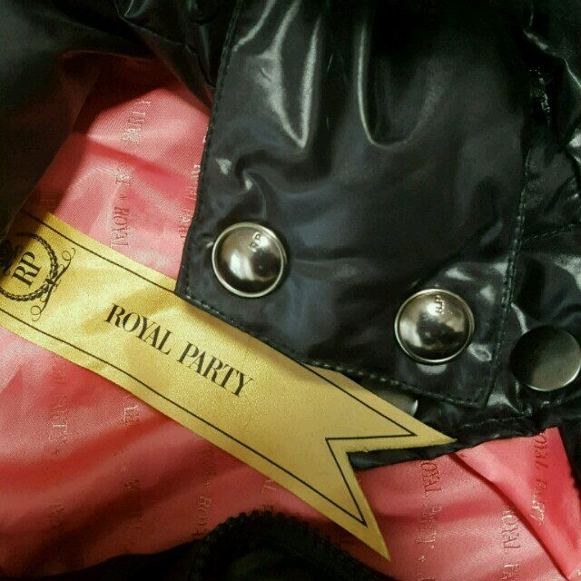 ROYAL PARTY(ロイヤルパーティー)のR&K様専用です♡ROYAL PARTY♡ダウンジャケット レディースのジャケット/アウター(ダウンジャケット)の商品写真