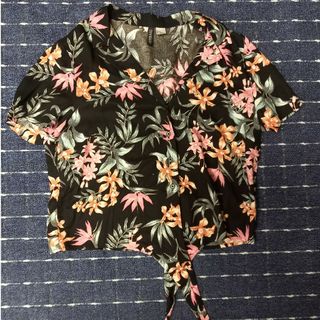 エイチアンドエム(H&M)のH&M☆アロハシャツ☆美品☆夏☆海☆サマー☆(シャツ/ブラウス(半袖/袖なし))